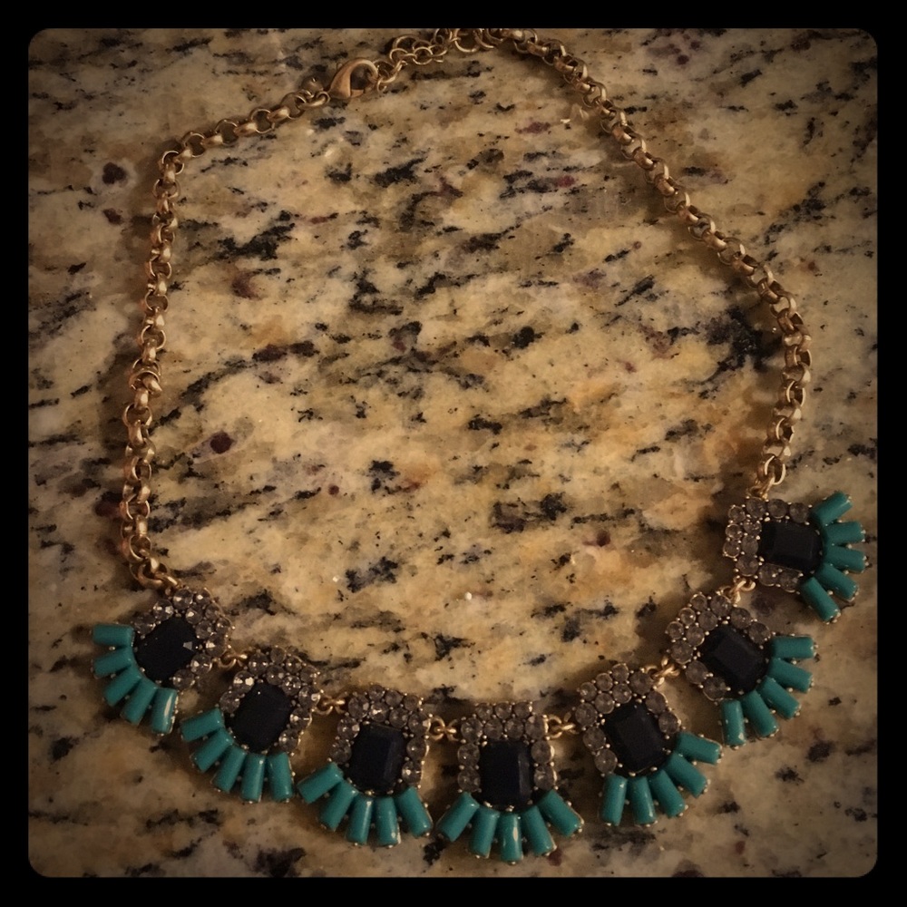 Statement necklace